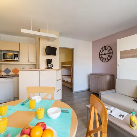 Pierre & Les Platanes Aparthotel 3*