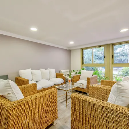 Pierre & Les Platanes Aparthotel 3*