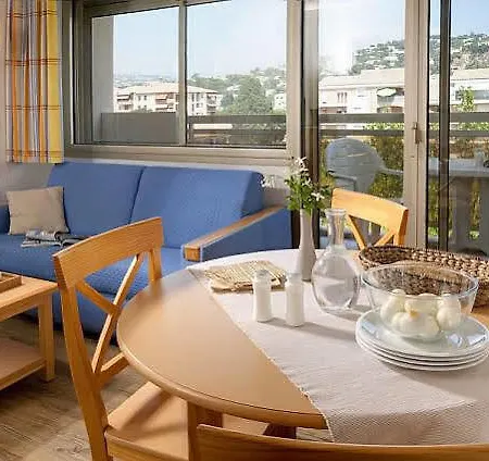 Pierre & Les Platanes