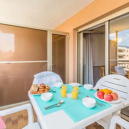 Lejlighedshotel Pierre & Les Platanes 3*