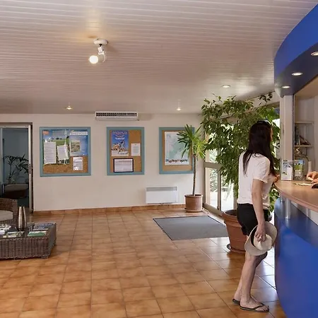 Lejlighedshotel Pierre & Les Platanes 3*