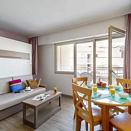 Pierre & Les Platanes Aparthotel 3*