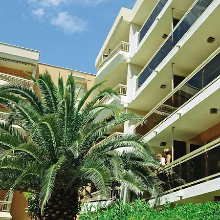 Lejlighedshotel Pierre & Les Platanes