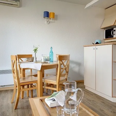 Lejlighedshotel Pierre & Les Platanes 3*